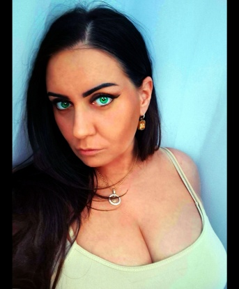 Изысканная блондинка с шикарной внешностью подарит тебе массу положительных эмоций и незабываемых моментов. Позволь себе окунуться в мир страсти и наслаждения! 2800, 35 лет